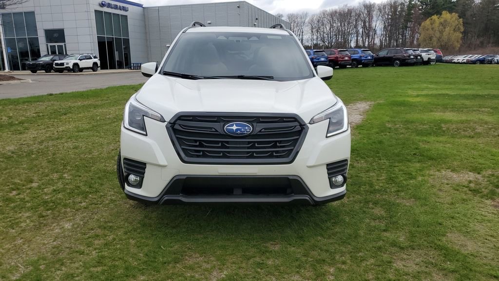 Certified 2023 Subaru Forester Premium AWD/4WD image 2