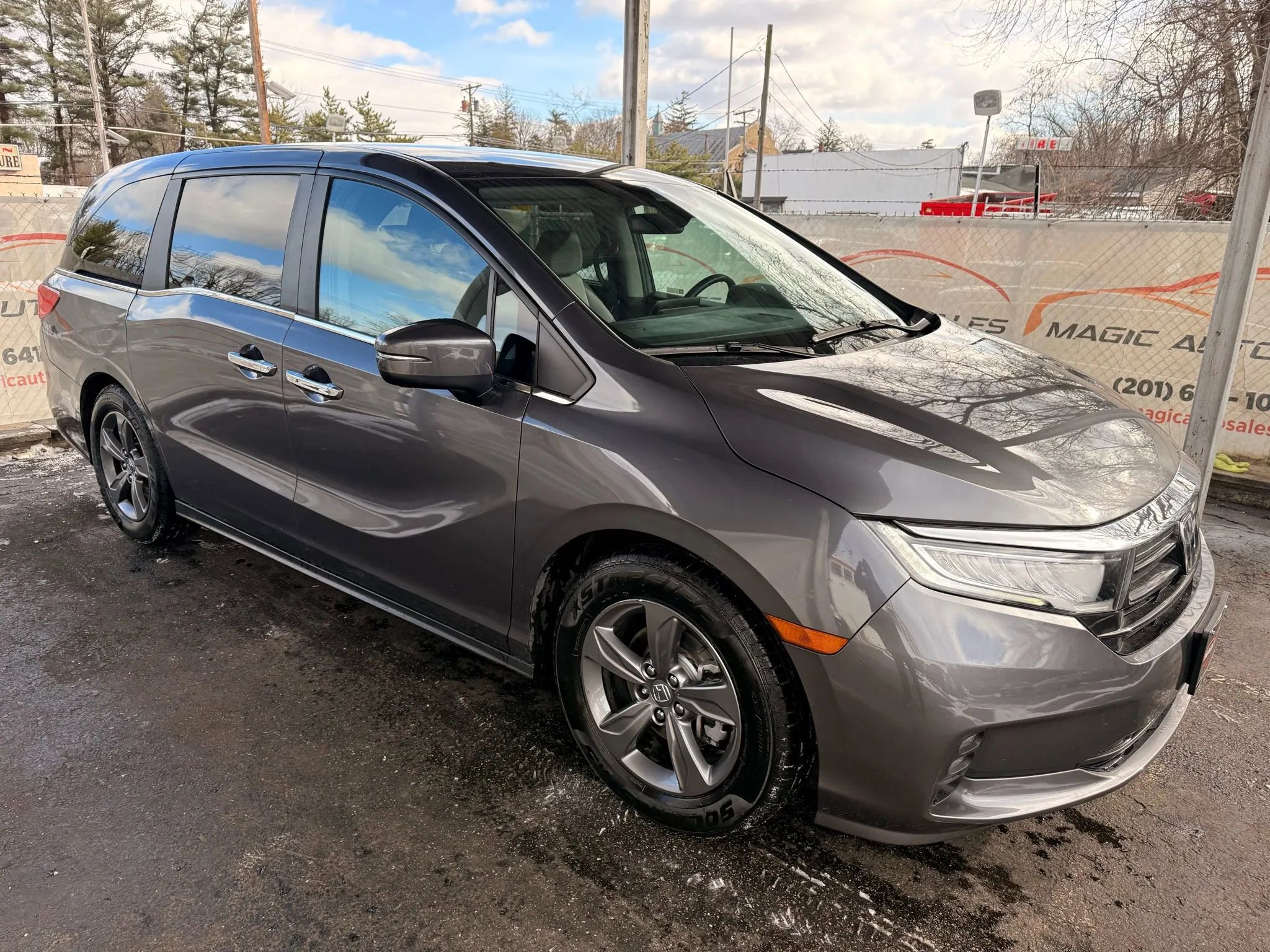 Used 2024 Honda Odyssey EX image 7