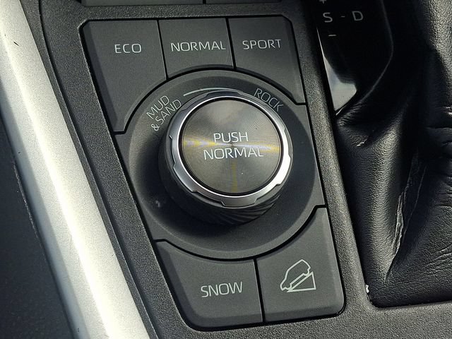 Used 2024 Toyota RAV4 Adventure AWD/4WD image 24