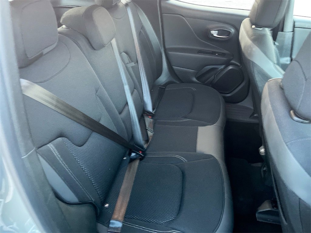 Used 2022 Jeep Renegade Altitude w/ Convenience Group image 27