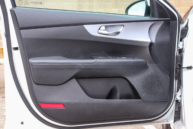 Used 2023 Kia Forte LXS FWD image 22