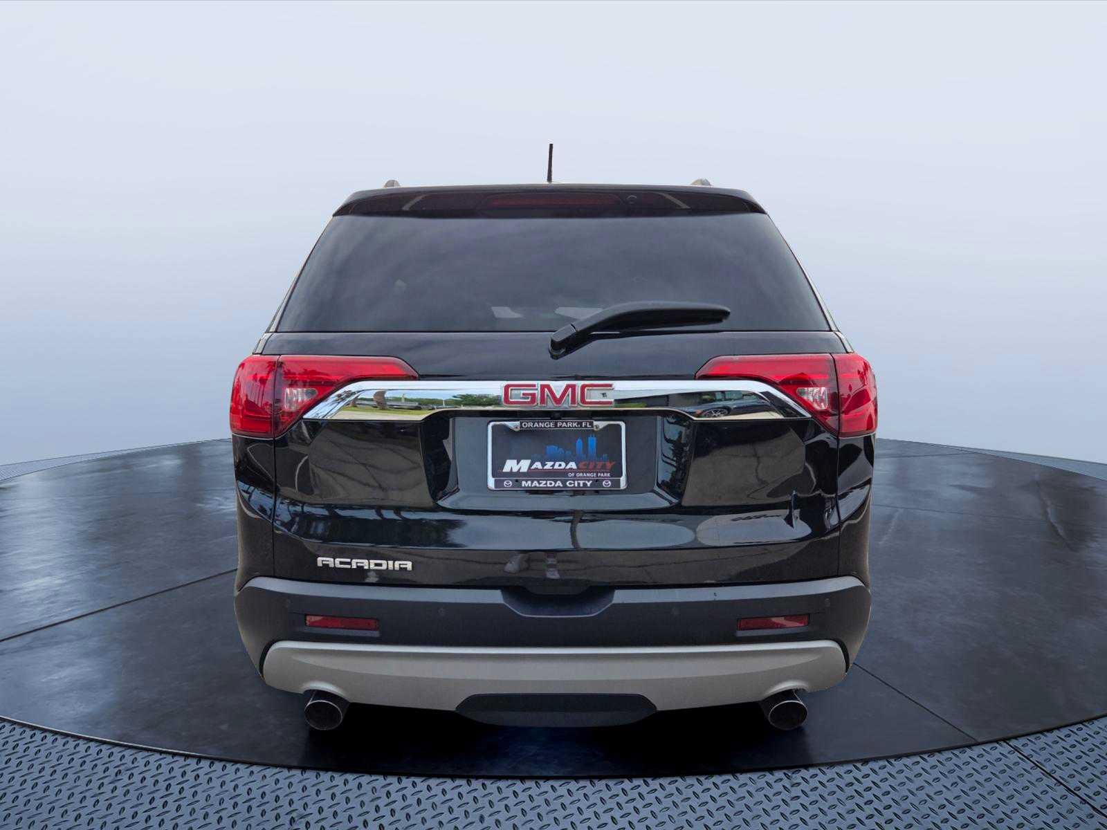 Used 2017 GMC Acadia SLT FWD image 6