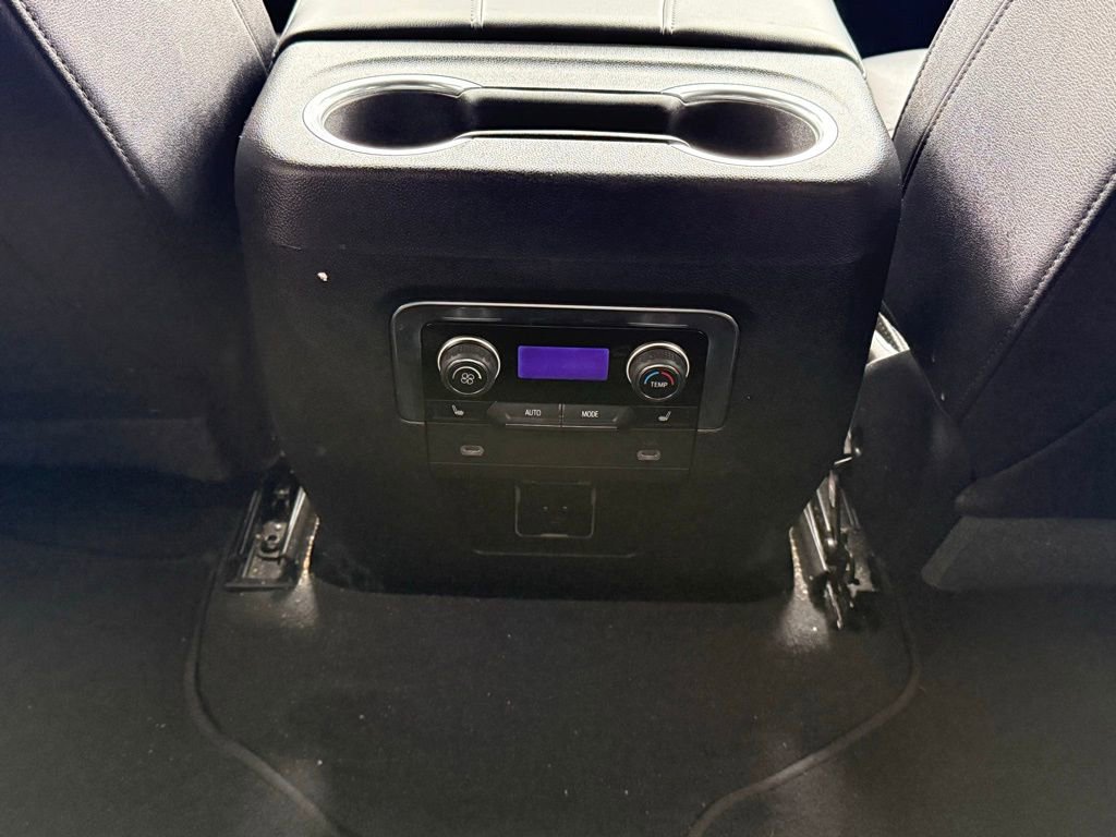 Used 2022 Chevrolet Tahoe LT w/ Luxury Package image 23