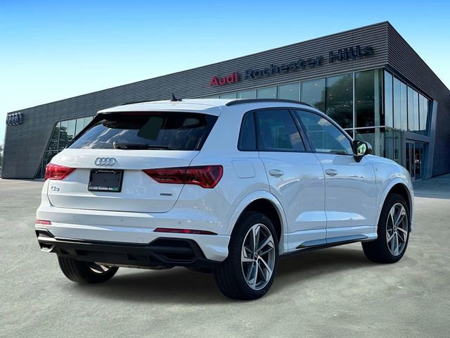 Certified 2025 Audi Q3 2.0T Premium w/ Convenience Plus Package AWD/4WD image 5