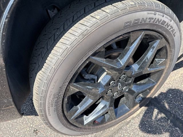 Used 2025 Chevrolet Traverse RS w/ LPO, Floor Liner Package AWD/4WD image 13