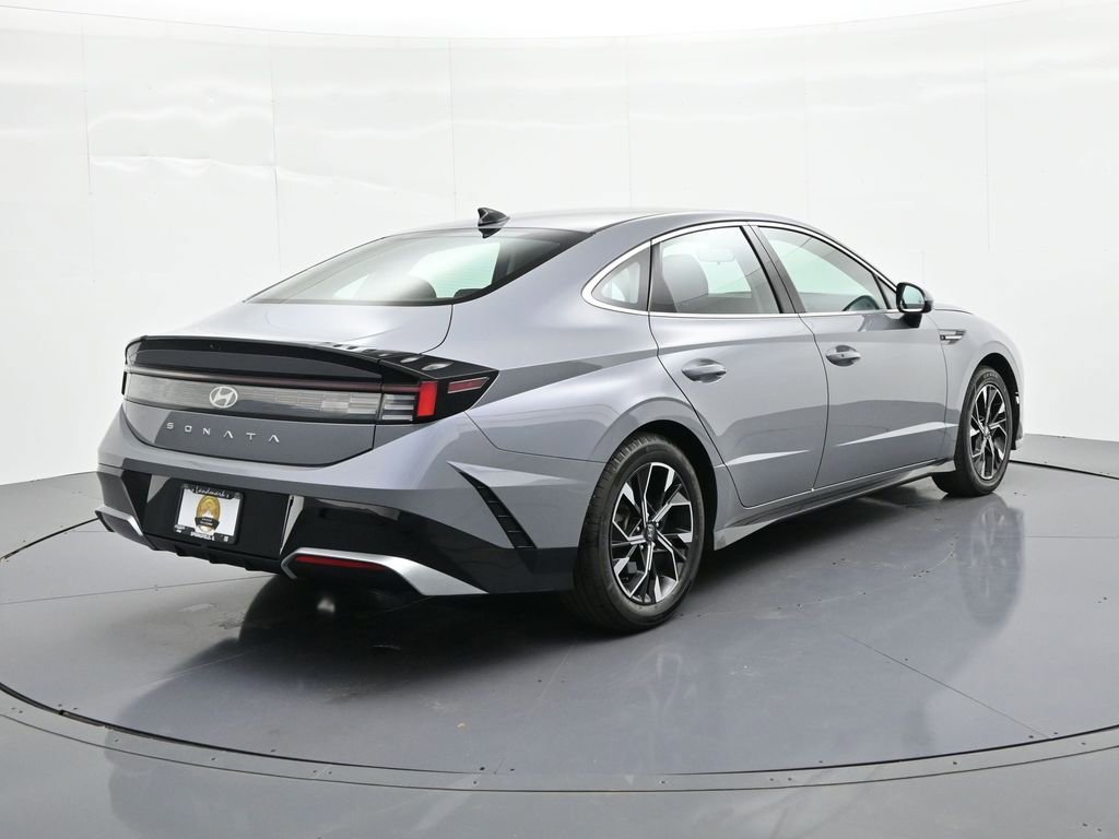 Used 2024 Hyundai Sonata SEL FWD image 6