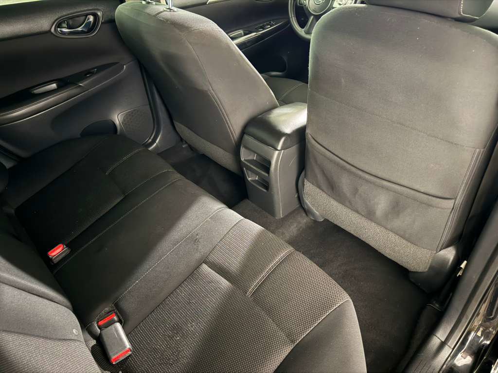 Used 2018 Nissan Sentra S w/ Appearance Package image 8