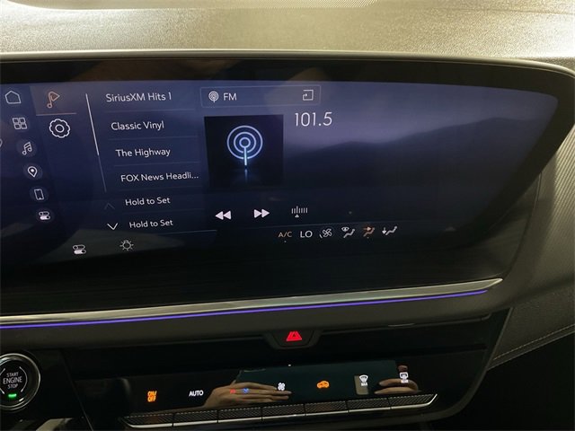 Used 2024 Buick Envision Preferred image 21