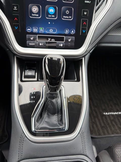 Used 2025 Subaru Outback Premium image 14