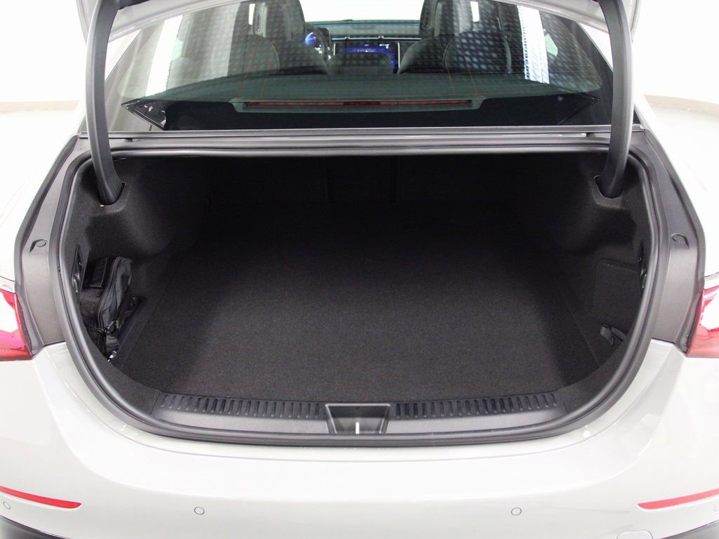 New 2026 Mercedes-Benz E 53 AMG e 4MATIC Sedan image 18