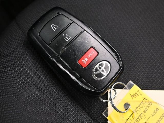 Certified 2023 Toyota Corolla Cross LE image 30