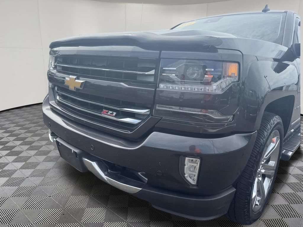 Used 2016 Chevrolet Silverado 1500 LTZ w/ LTZ Plus Package AWD/4WD image 10