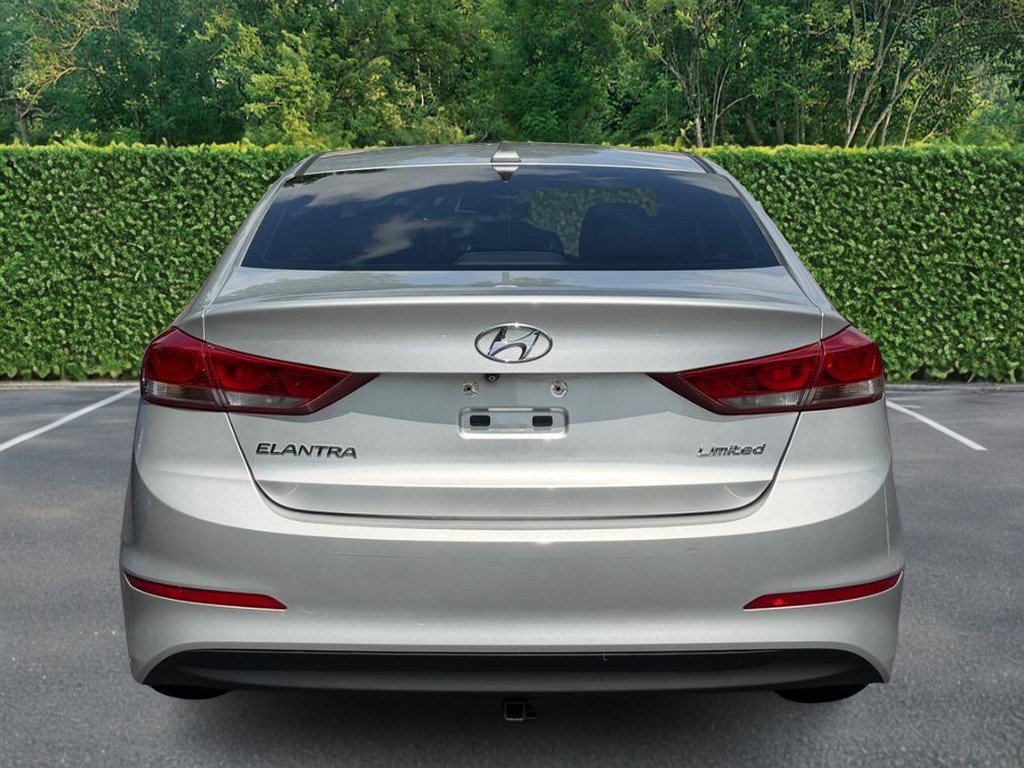 Used 2017 Hyundai Elantra Limited FWD image 5