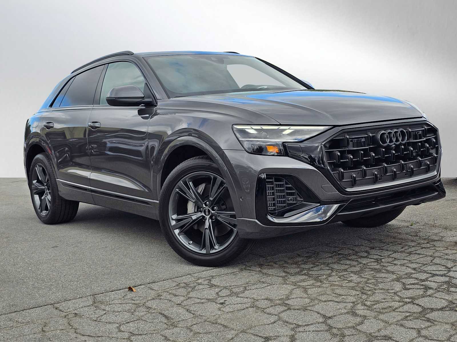 New 2026 Audi Q8 Premium