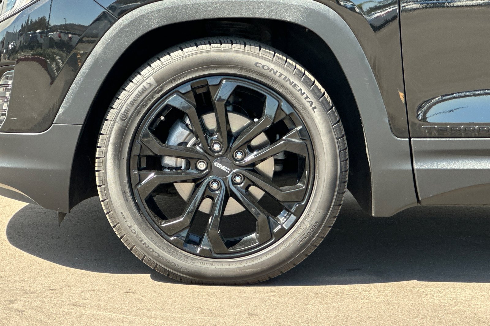 Used 2019 GMC Terrain SLE w/ Driver Convenience Package FWD image 36