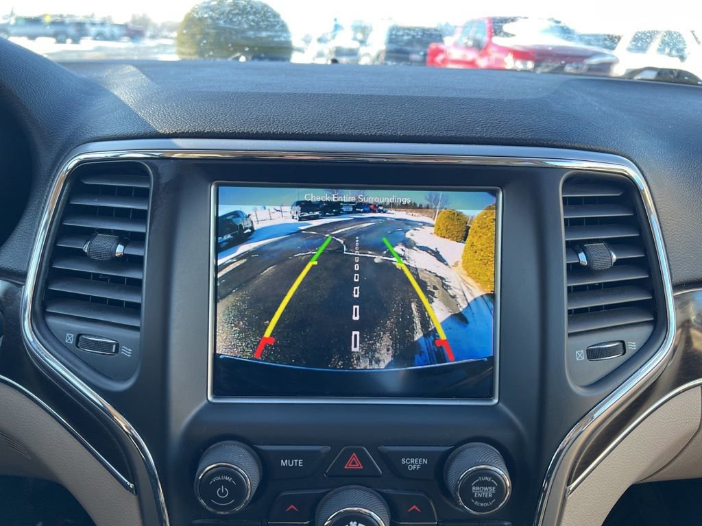 Used 2018 Jeep Grand Cherokee Limited image 18