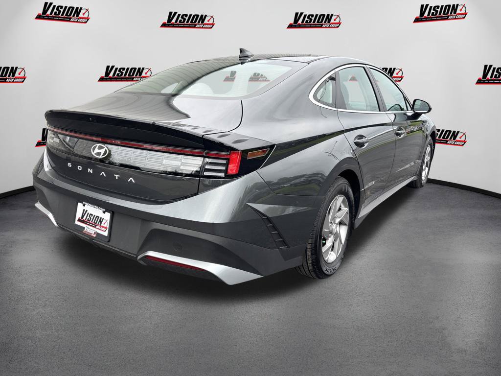 New 2026 Hyundai Sonata SE FWD image 5