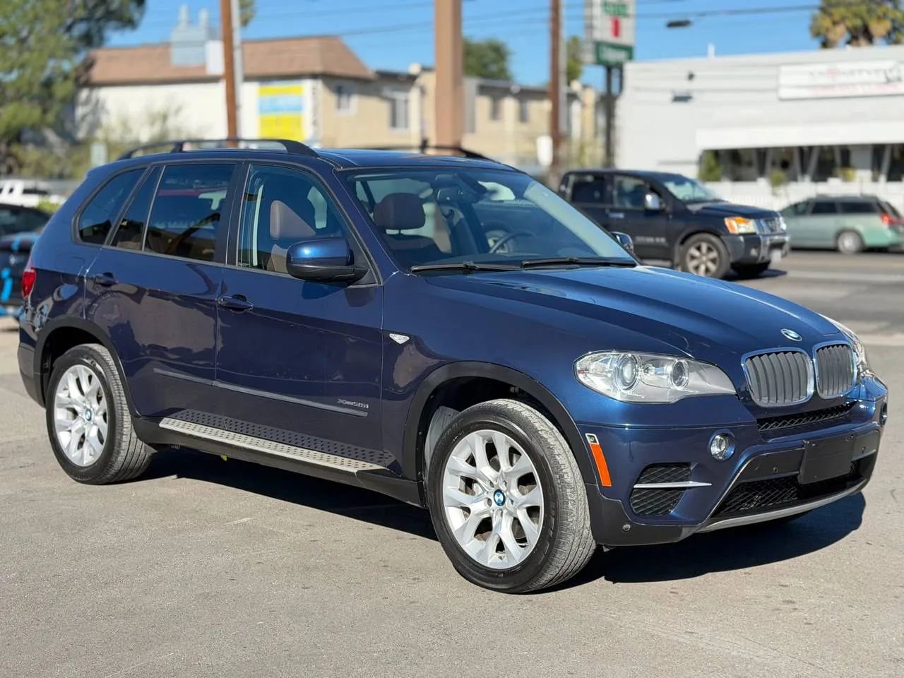 Used 2012 BMW X5 xDrive35i image 17