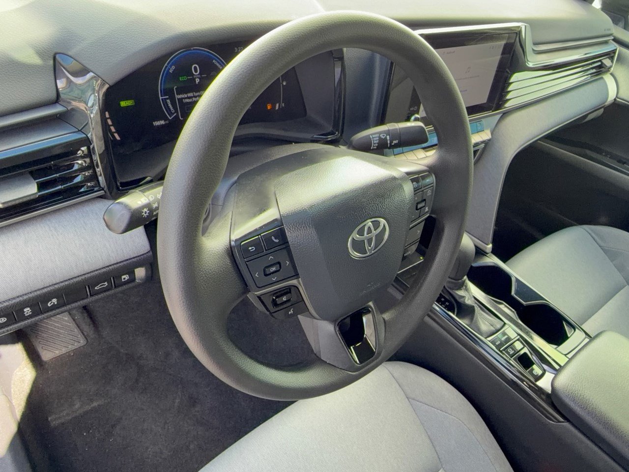 Used 2026 Toyota Camry LE FWD image 4