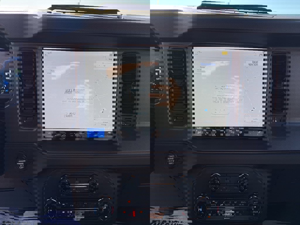 New 2025 Ford Bronco Badlands image 39