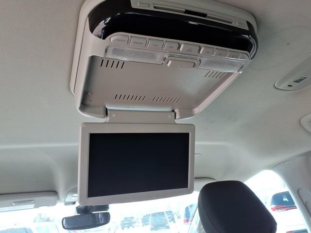 Used 2021 Chrysler Pacifica Touring image 15