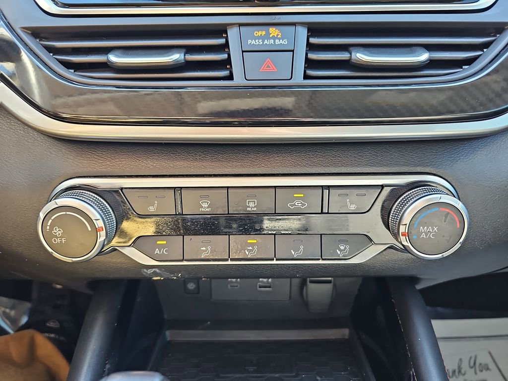 Used 2023 Nissan Altima 2.5 SR w/ SR Premium Package image 27