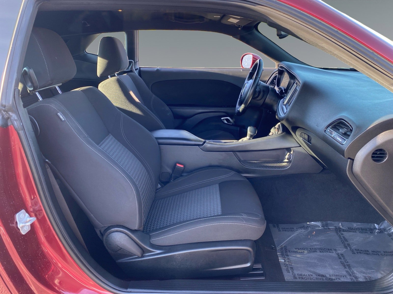 Used 2021 Dodge Challenger SXT w/ Driver Convenience Group image 15