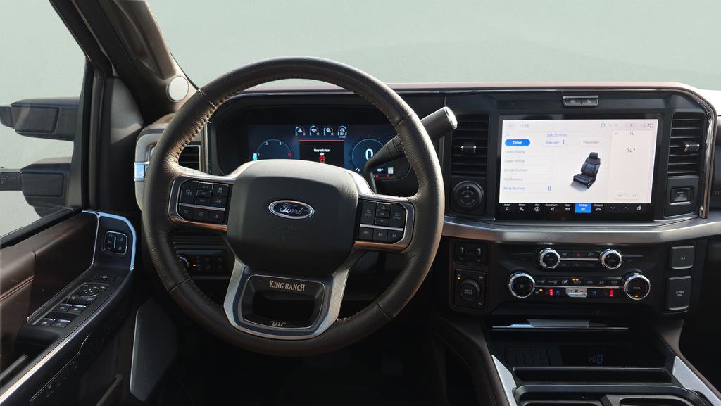 Used 2025 Ford F450 King Ranch w/ FX4 Off-Road Package image 21