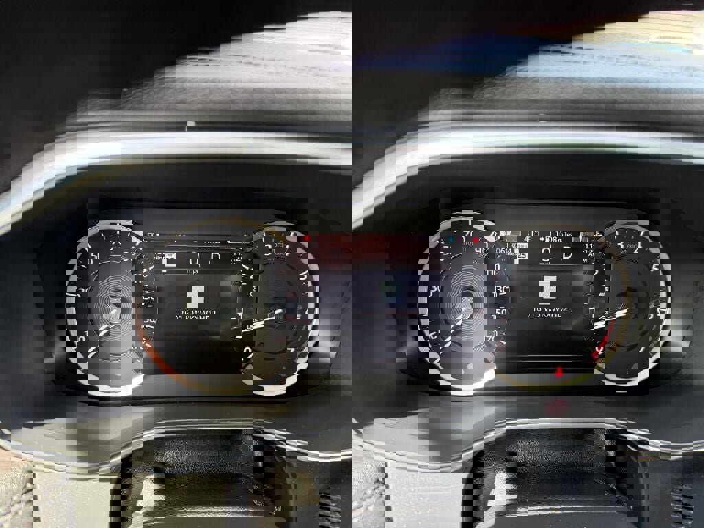 Used 2022 Jaguar F-PACE S image 13