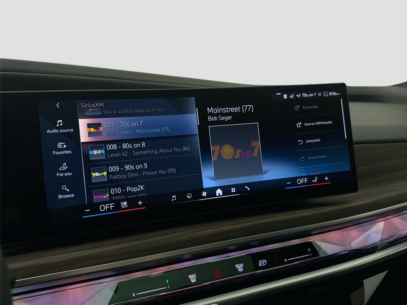 New 2026 BMW 750e xDrive AWD/4WD image 28