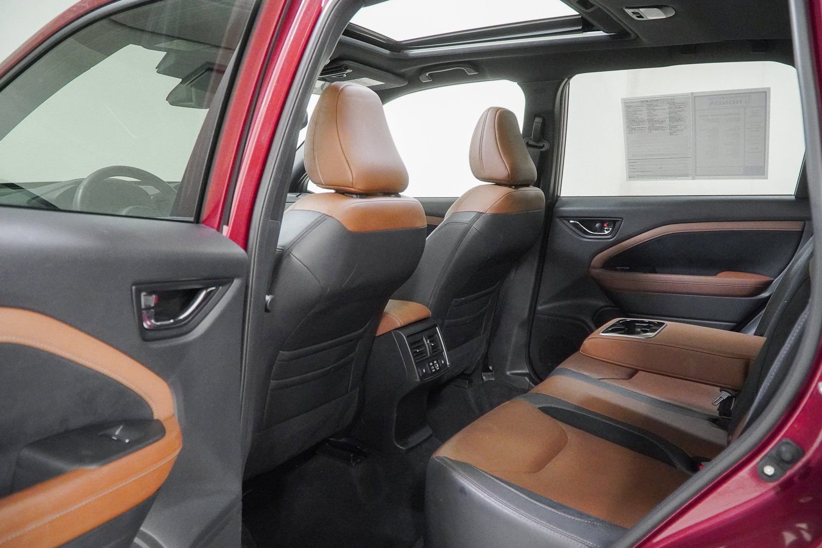 Used 2025 Subaru Forester Touring image 44