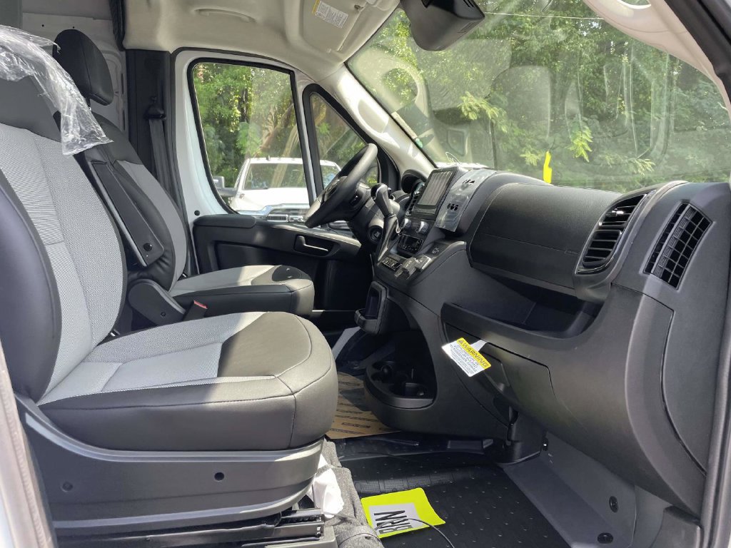 New 2026 RAM ProMaster 3500 w/ Convenience Group FWD image 15