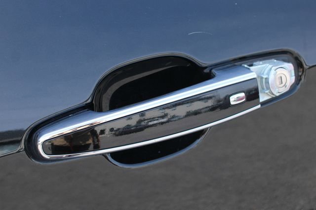 Used 2017 Chevrolet Volt LT w/ Comfort Package image 9