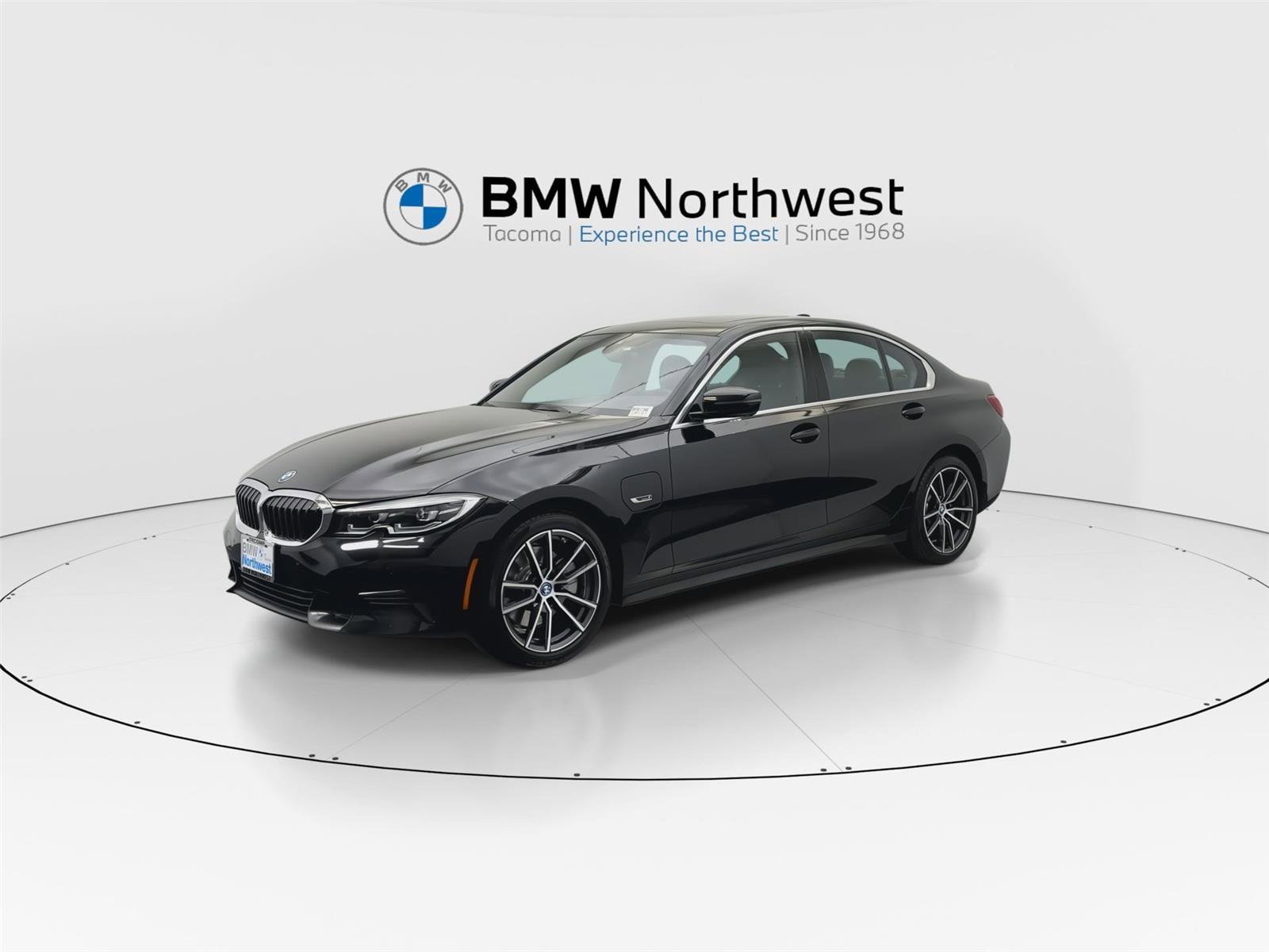 Used 2022 BMW 330e image 9
