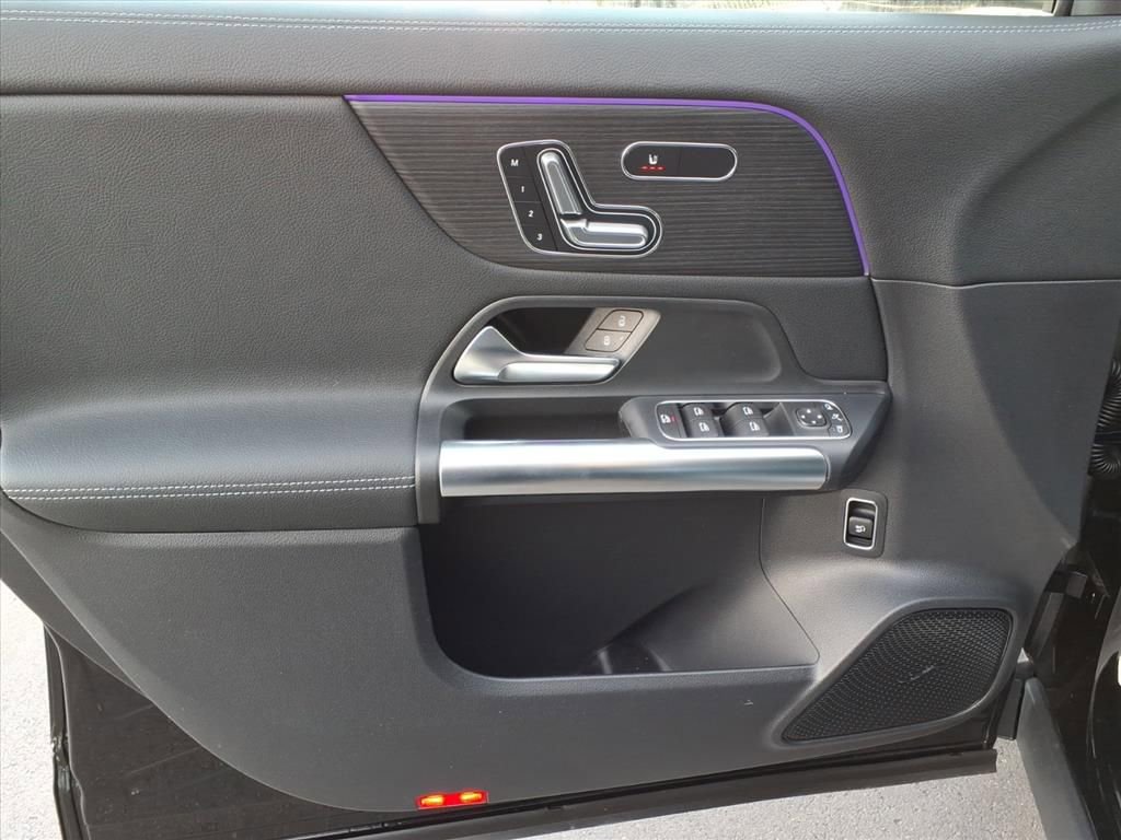 New 2026 Mercedes-Benz GLA 250 4MATIC image 11