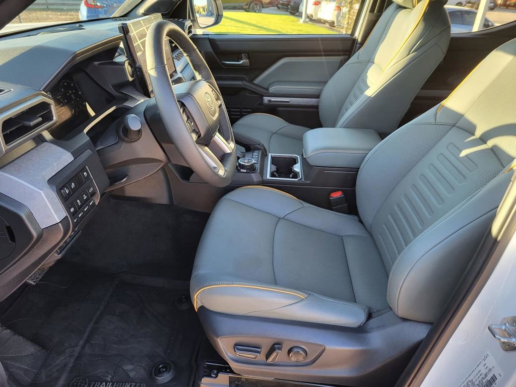 Used 2025 Toyota Tacoma 4x4 Double Cab Hybrid image 21