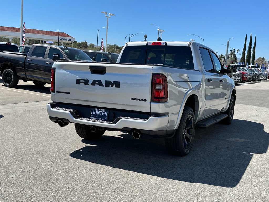 New 2026 RAM 1500 4x4 Crew Cab image 8