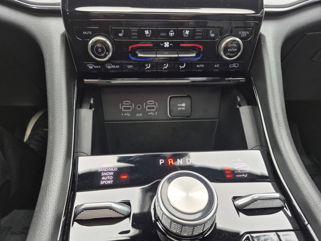 Used 2024 Jeep Grand Cherokee L Overland w/ Trailer Tow Package image 22