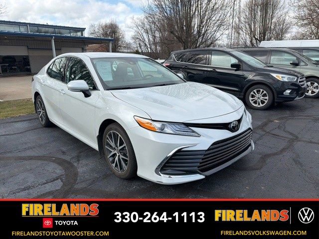 Used 2024 Toyota Camry XLE w/ Cold Weather Package image 1