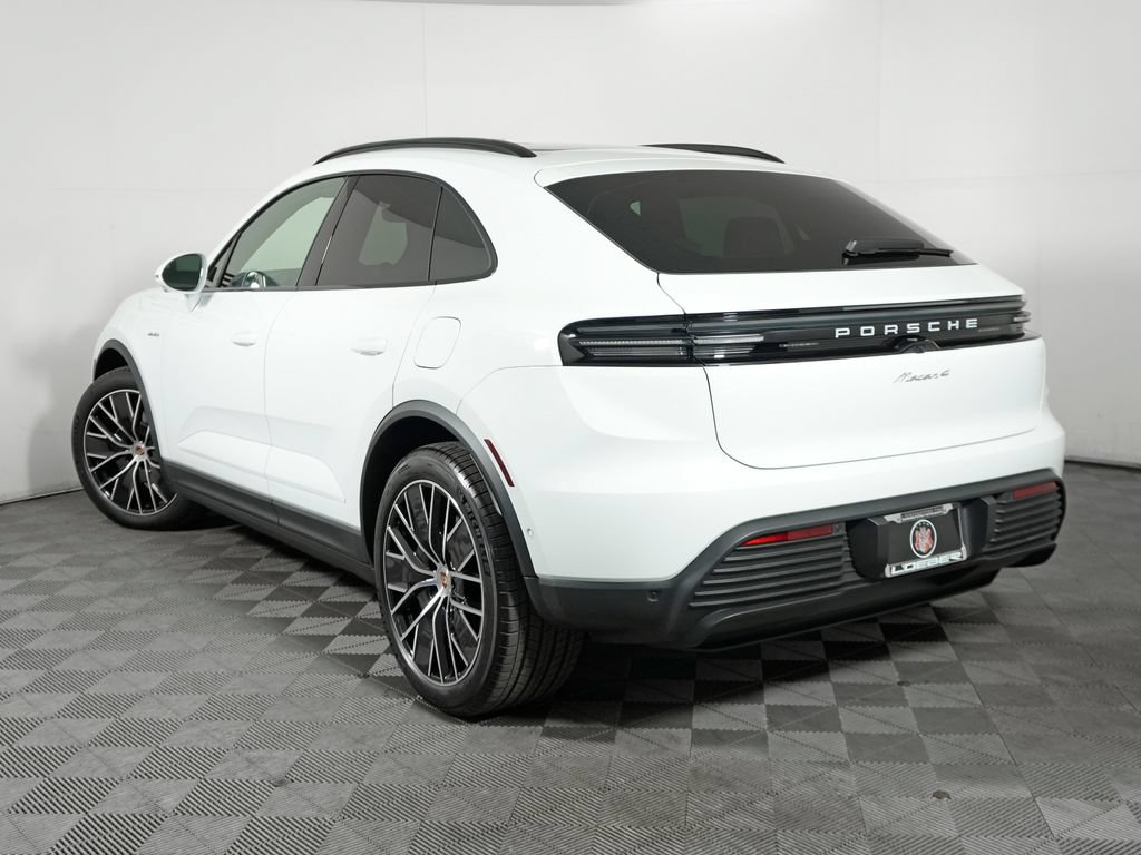 Certified 2026 Porsche Macan 4 Electric AWD/4WD image 3