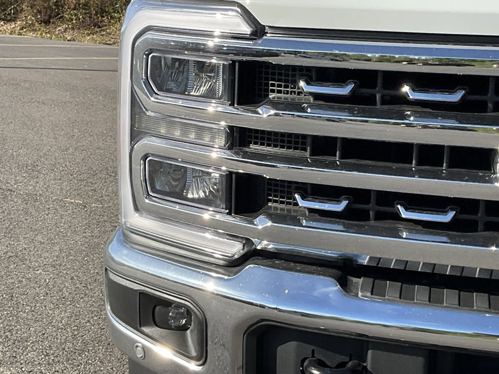 New 2026 Ford F350 Lariat image 2