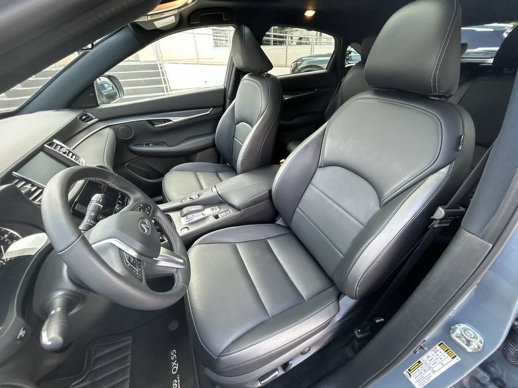 Certified 2024 INFINITI QX55 Luxe w/ Cargo Package AWD/4WD image 15