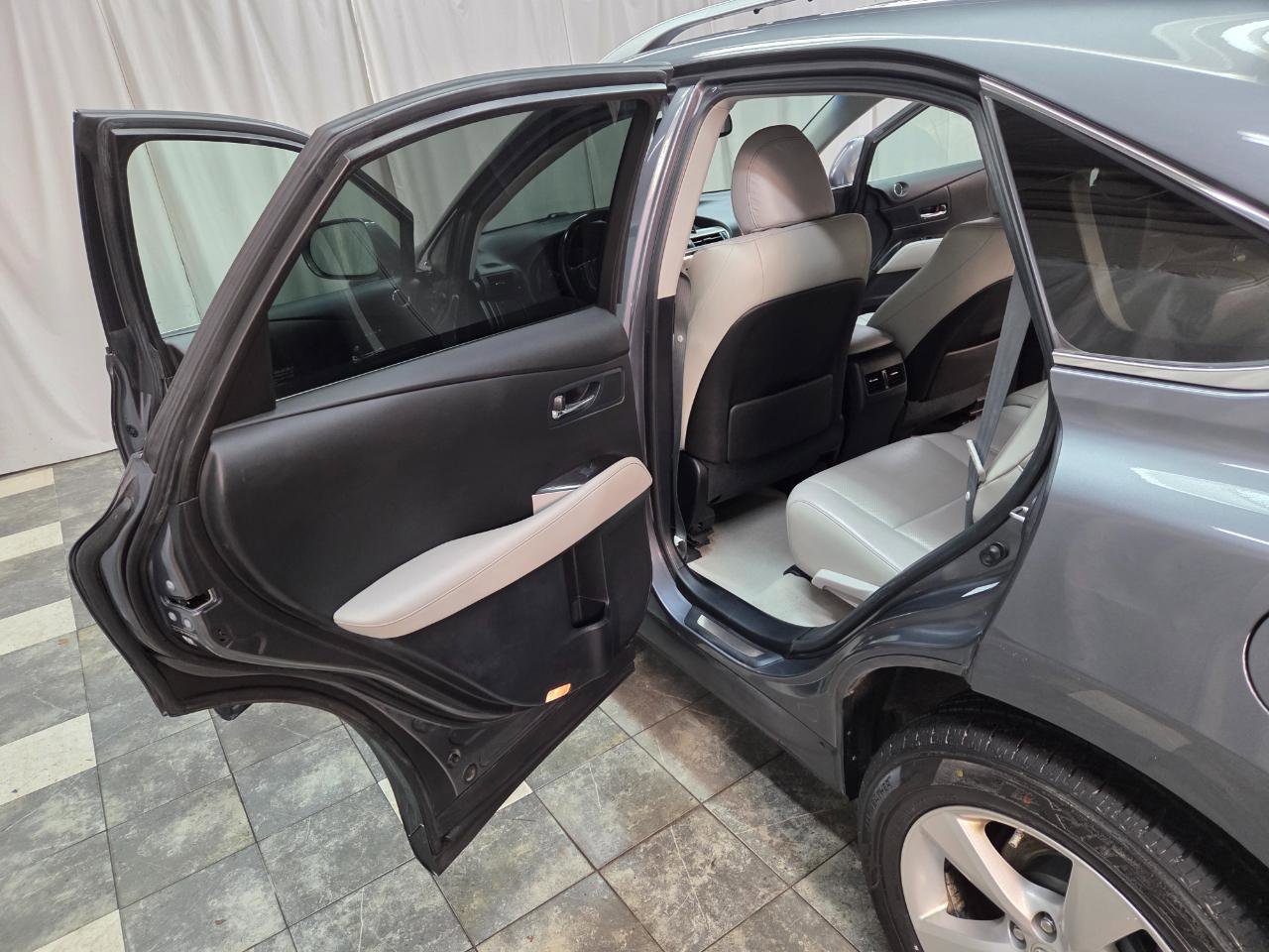 Used 2013 Lexus RX 350 AWD w/ Navigation Pkg image 13