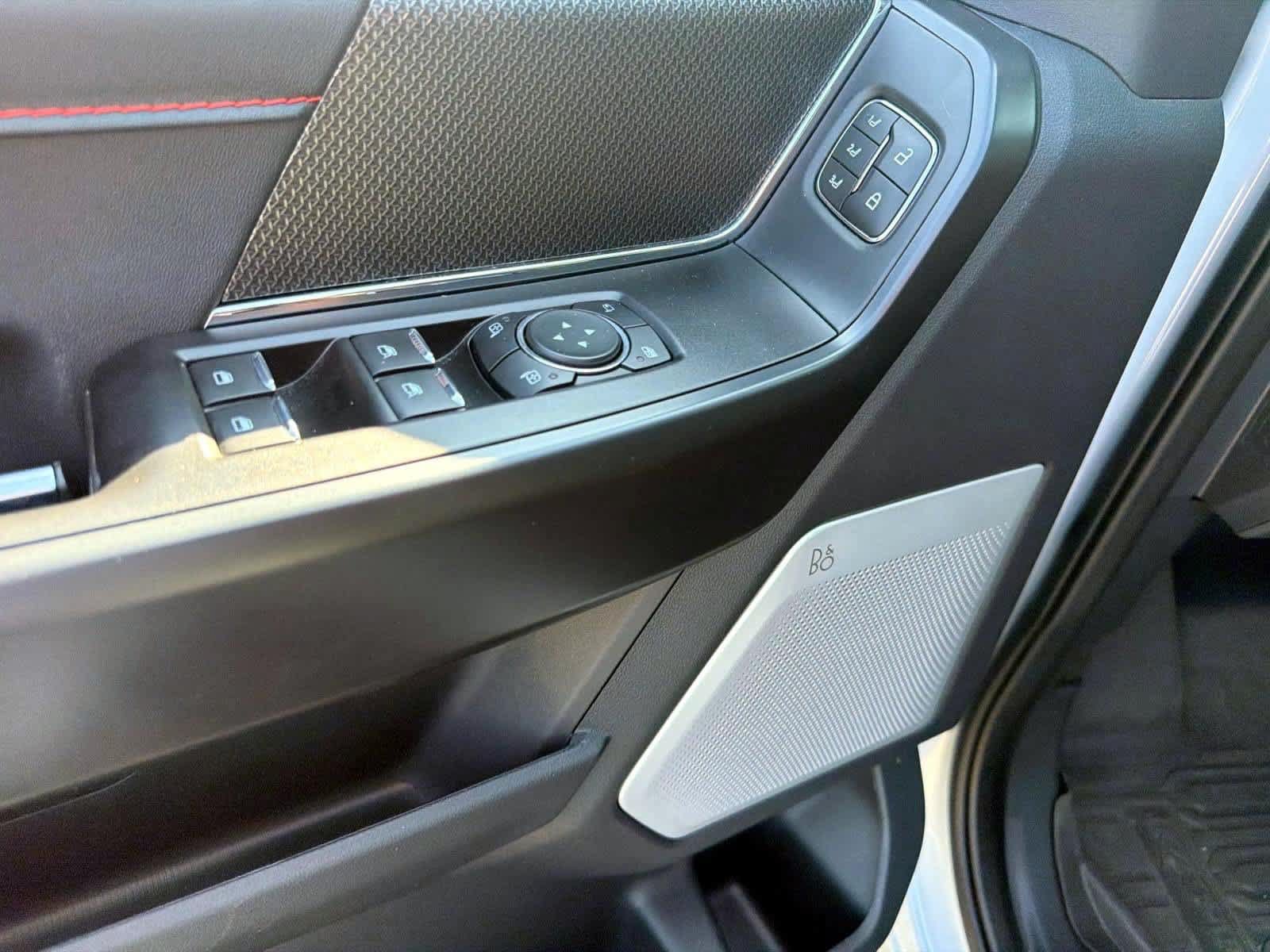 Used 2025 Ford F150 Raptor AWD/4WD image 13