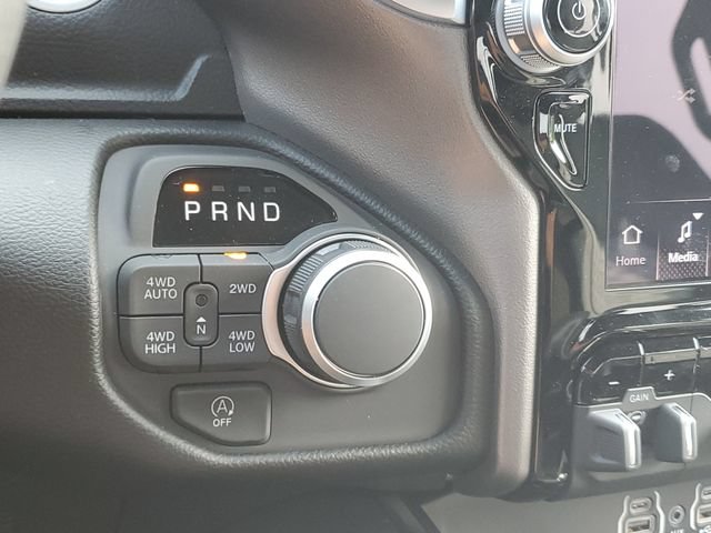 New 2026 RAM 1500 Big Horn AWD/4WD image 24