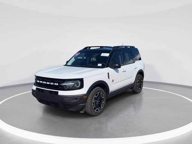 Certified 2023 Ford Bronco Sport Outer Banks w/ Tech Package AWD/4WD image 3