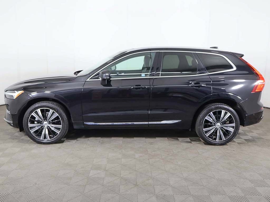 Used 2023 Volvo XC60 B5 Plus w/ Climate Package AWD/4WD image 21