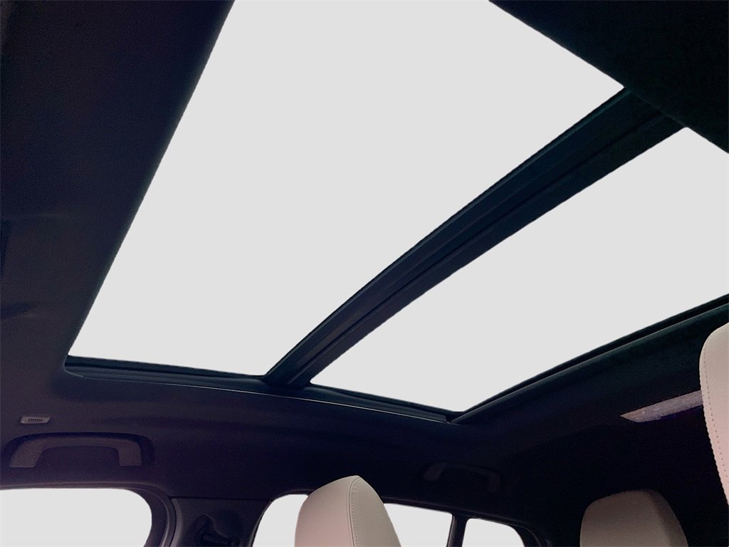 Used 2022 BMW X2 sDrive28i w/ Convenience Package image 13