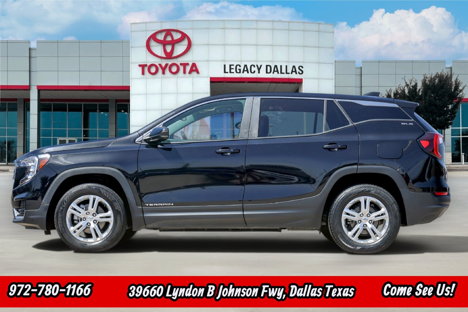 Used 2024 GMC Terrain SLE AWD/4WD image 6