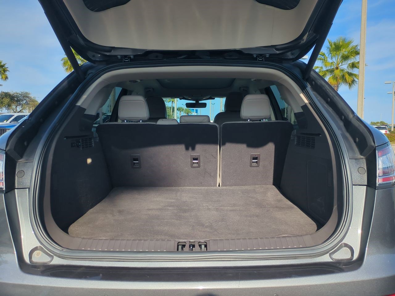 Certified 2023 Lincoln Nautilus Reserve w/ Monochromatic Package image 14